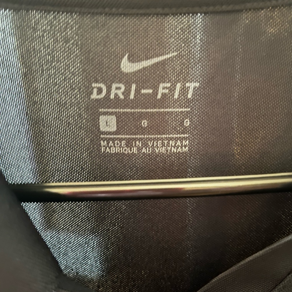 Nike Dri-FIT Black Women’s Polo Shirt - Picture 2 of 4